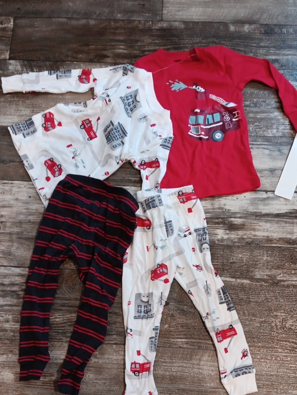 Carter's Kids Red Firetruck Pajama Set - 4-Piece Sleepwear Size 18m